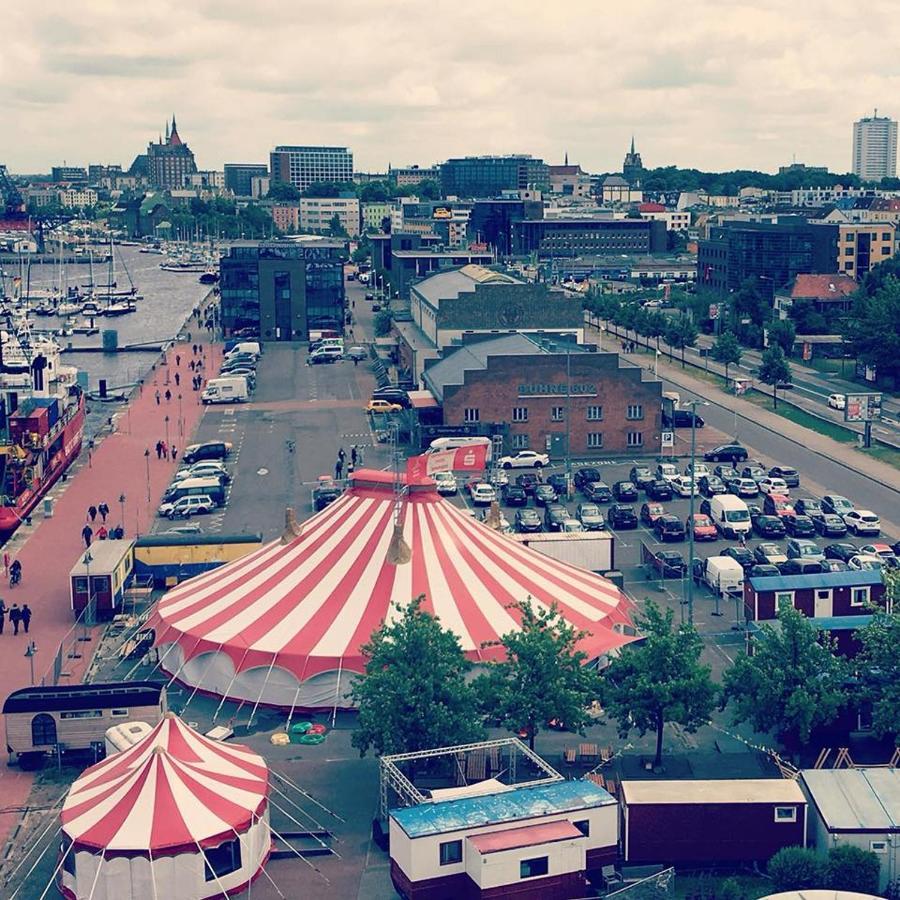 Circus Fantasia Rostock Exterior photo